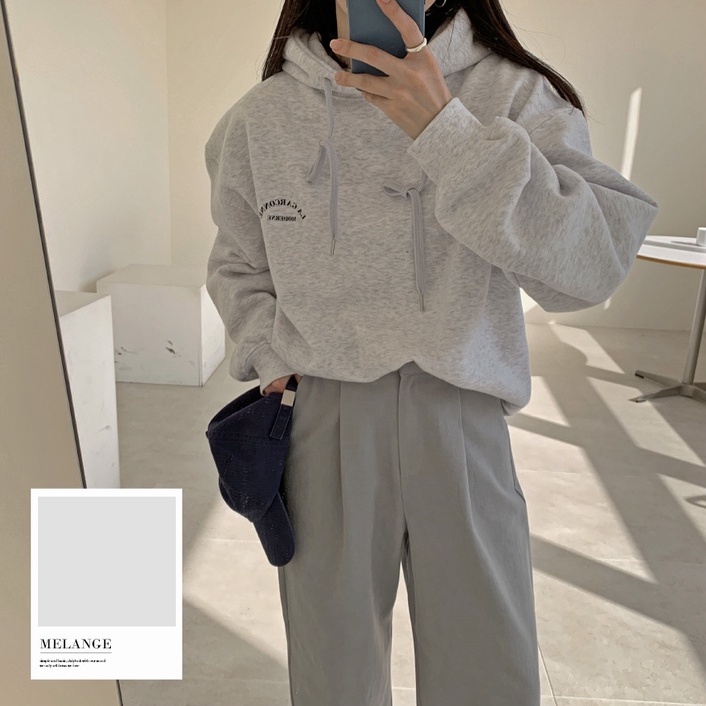 38818  Áo hoodie vải nỉ lót lông cừu dài tay in chữ thời trang dành cho nữ