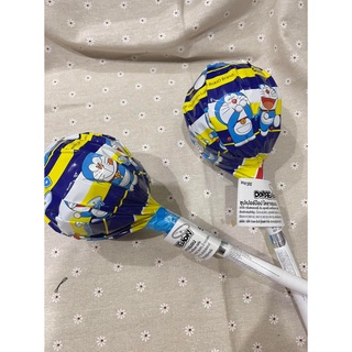 Kẹo mút khổng lồ Doraemon