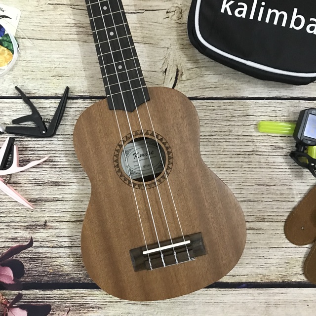 ĐÀN UKULELE SOPRANO KMISE SUN