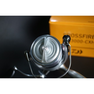 Máy đứng câu cá DAIWA Crossfire size1000-5000