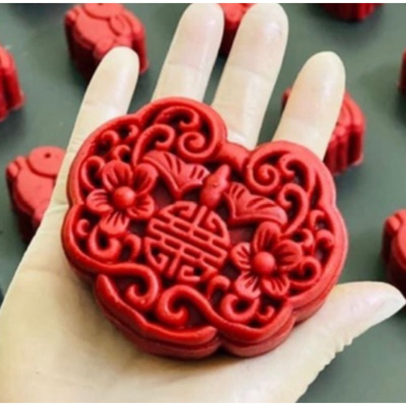 Khuôn trung thu lò xo khánh dơi 3D