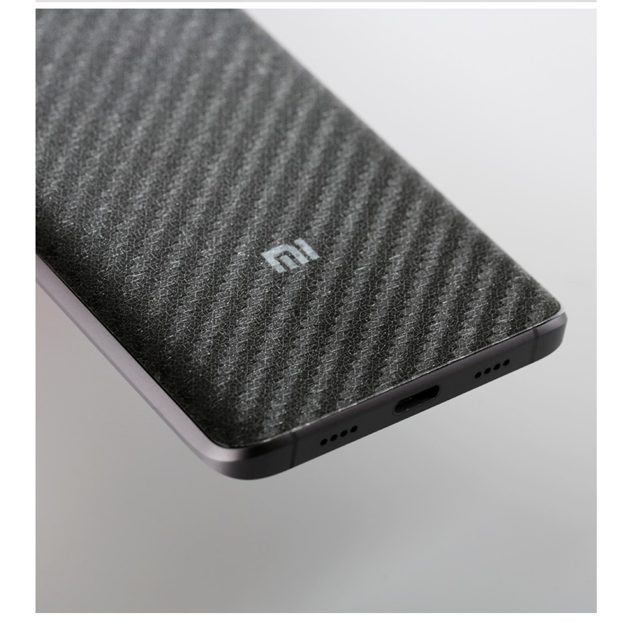 Miếng dán decal carbon mặt sau Xiaomi MI 5 chống trày mặt lưng