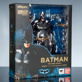 Mô hình Bandai SHF Batman TDK