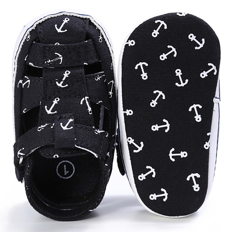 Sandal đế mềm đáng yêu cho bé