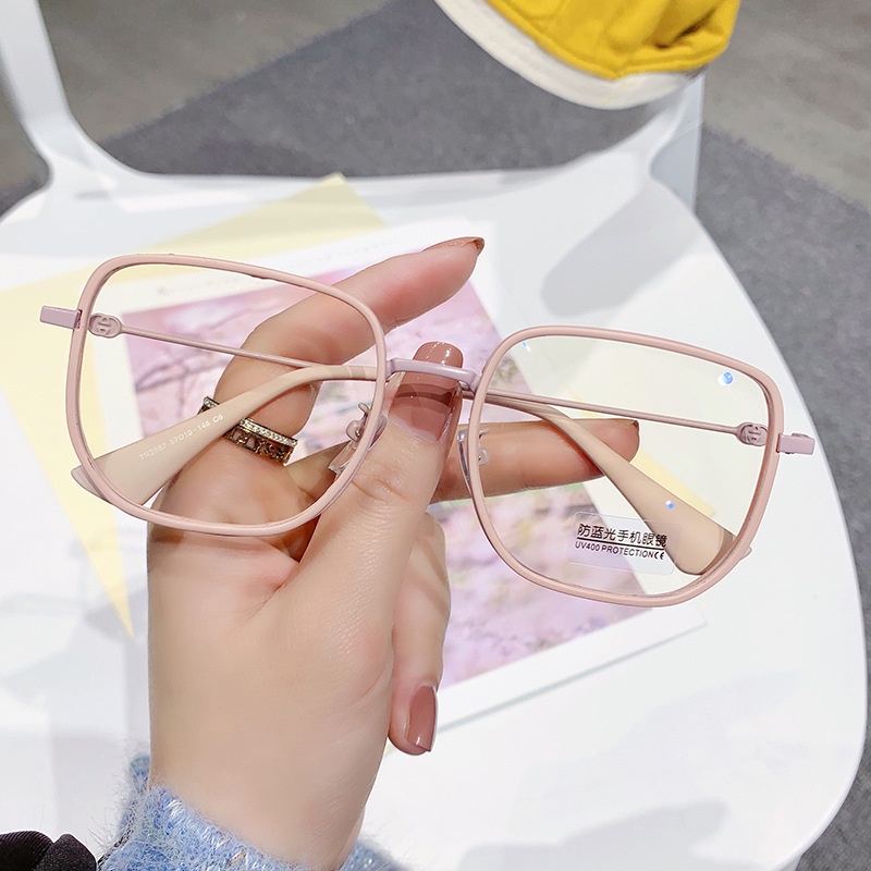 Sẵn sàng!!! Kính còn hàng và sẵn sàng vận chuyển! Một khi thanh toán của anh rõ ràng, thì nhà parcel có thể được gửi.