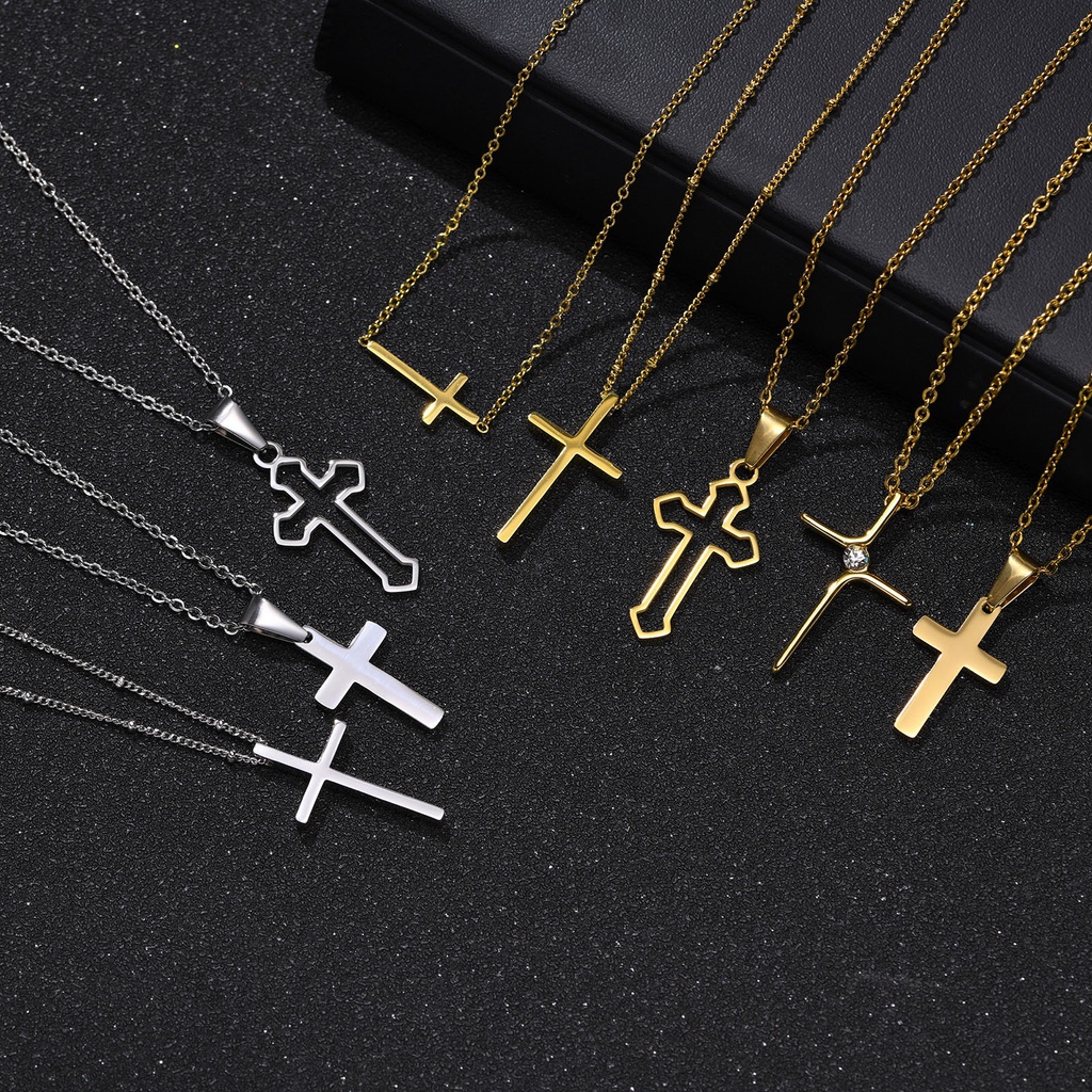 Vòng cổ Mặt Thánh Giá Chất Liệu Thép Không Gỉ Mạ Vàng 18K