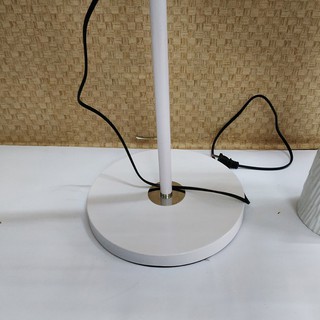 Đèn sàn Furnist DC9011