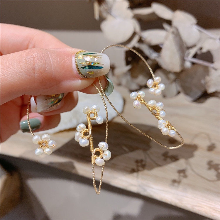 Bông tai kẹp hình bướm đính đá zircon thanh lịch