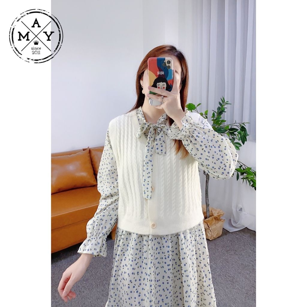 Set Váy Hoa Nhí Kèm Áo Gile Len MAY.SINCE2011 Thiết Kế Dáng Suông Chất Liệu Vải Thoáng Mát An Toàn Cho Da MAN01-0083 | BigBuy360 - bigbuy360.vn