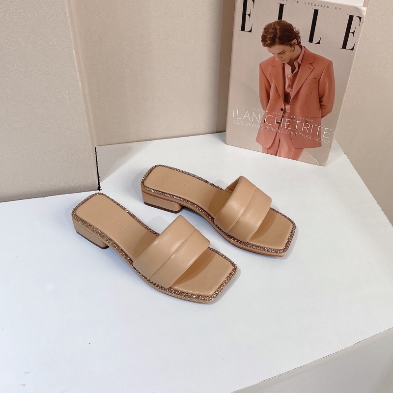 GUỐC QUAI NGANG VIỀN ĐÁ