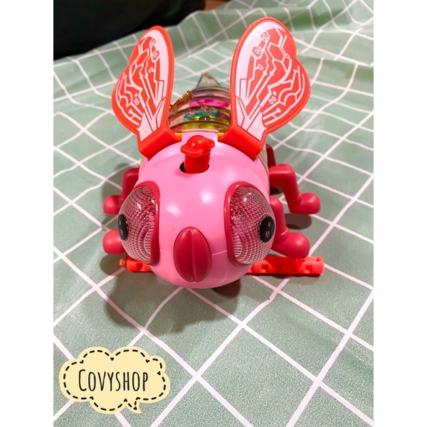 Chú Ong có nhạc di chuyển gấp mở cánh chạy pin