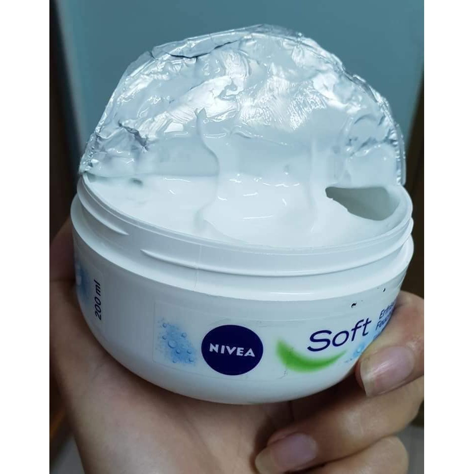 Kem dưỡng ẩm toàn thân Nivea Soft cao cấp của Đức 200ml  - đi air nhập Đức