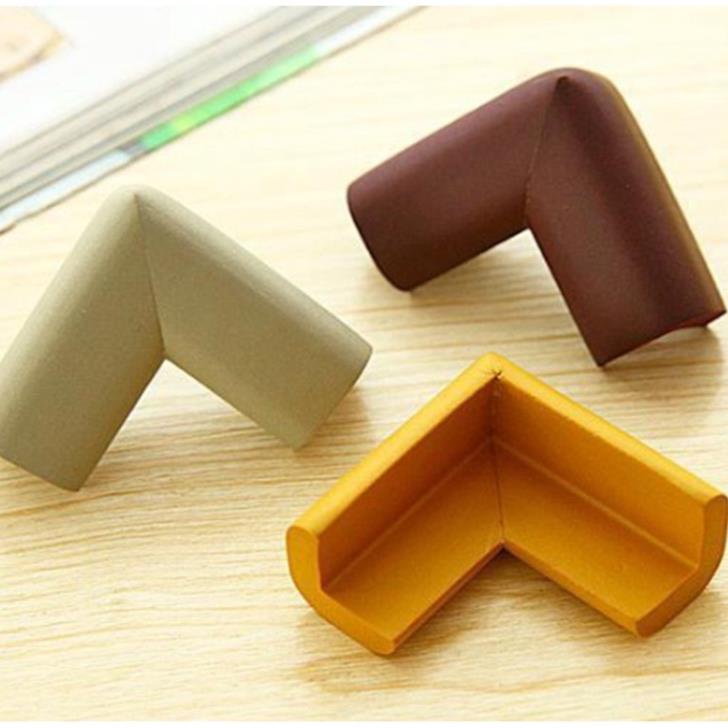 Miếng Bịt Cạnh Bàn Chất Liệu Cao Cấp Để Giúp Bé Không Bị Tổn Thương Khi Va Chạm Với Cạnh Sắc Nhọn
