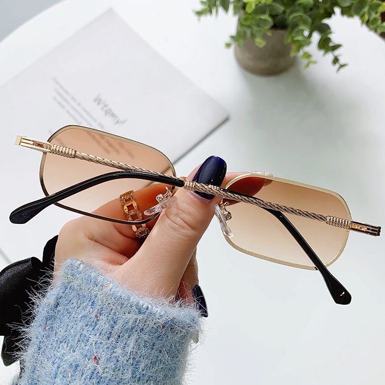 Kính Mát Thời Trang Cho Nam Nữ 2022