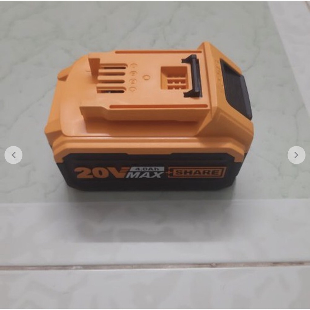 Pin INGCO  20V/4.0AH FBLI2002 , Pin lithium có đèn LED báo dung lượng của pin dùng được cho tất cả máy 20V INGCO TOTAL