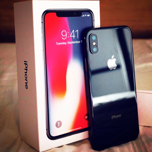 Điện thoại iPhone X 64gb đen/trắng