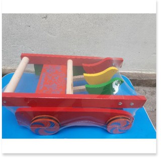 Xe tập đi 3 con gà