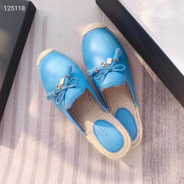 Sục cói Coach
