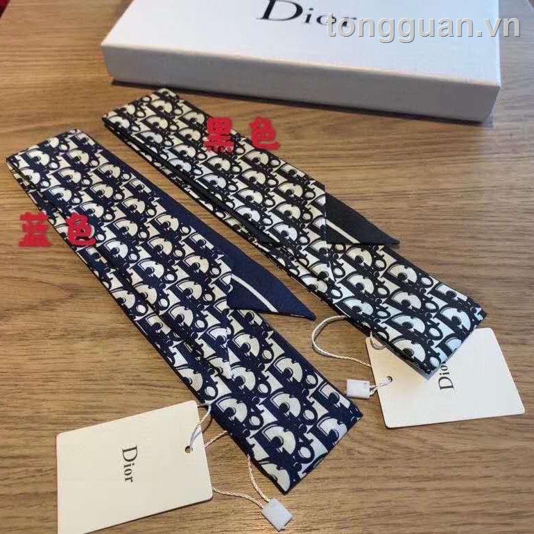 Upscale Khăn Choàng Lụa Cỡ Lớn Hình Hoa Nhỏ Thương Hiệu Lớn Phong Cách Vintage