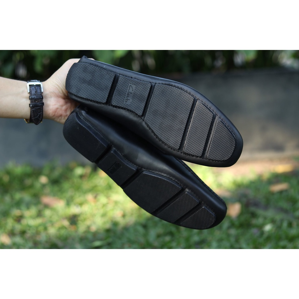 Giày Clarks GCL-01 Nhập khẩu Thailand chính hãng . Da bò thật 100%, bảo hành chính hãng lên đến 24 tháng