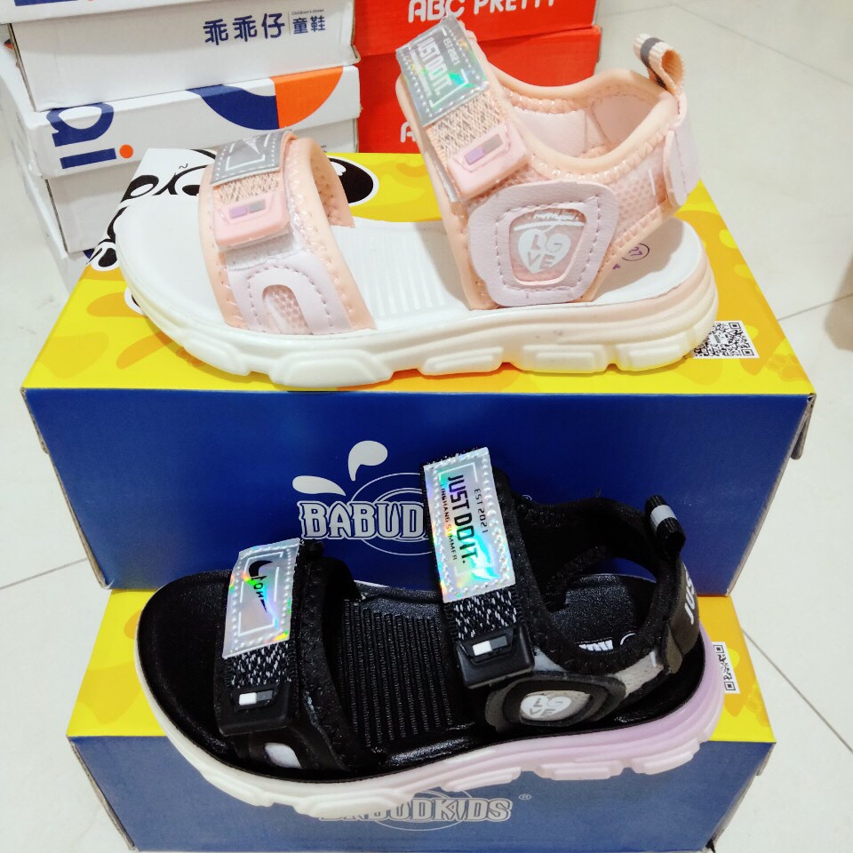 Dép Sandal Bé Trai Bé Gái Chất Giả Da Đế Êm Chống Trơn Trượt Cho Bé Từ 3-6 Tuổi