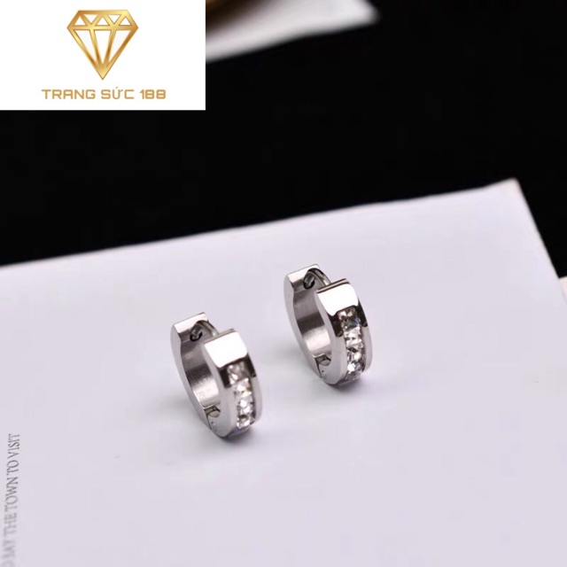 Bông tai titan nữ khoen đá BTT15