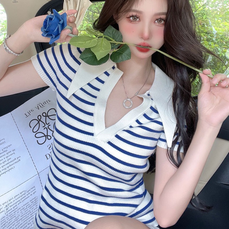 Áo thun polo YEYA họa tiết sọc ngang hở lưng thời trang dành cho nữ