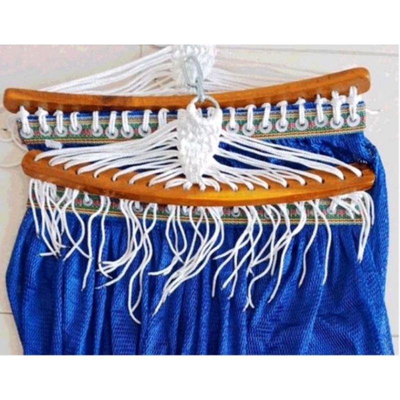 Lưới võng cán gỗ 2 lớp, mềm mại, cao cấp, gấp gọn, giá rẻ phù hợp với người lớn và trẻ em.