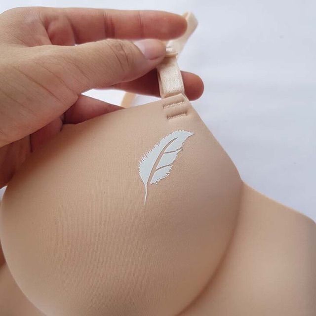 Áo lót đúc bàn tay không gọng A01