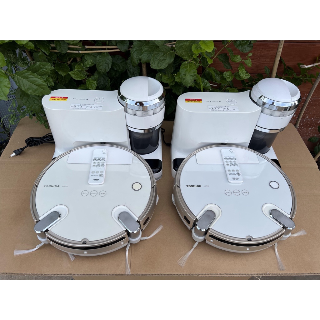Robot hút bụi nội địa Nhật Toshiba VC-RVS2 dòng cao cấp tự đổ rác