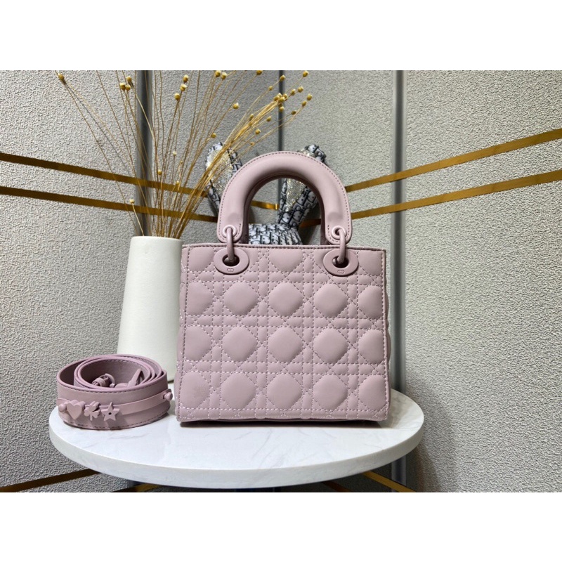 Túi xách nữ cao cấp có 3 size thương hiệu Dior CD Ultra Matte da thật kèmdây đeo tháo rời
