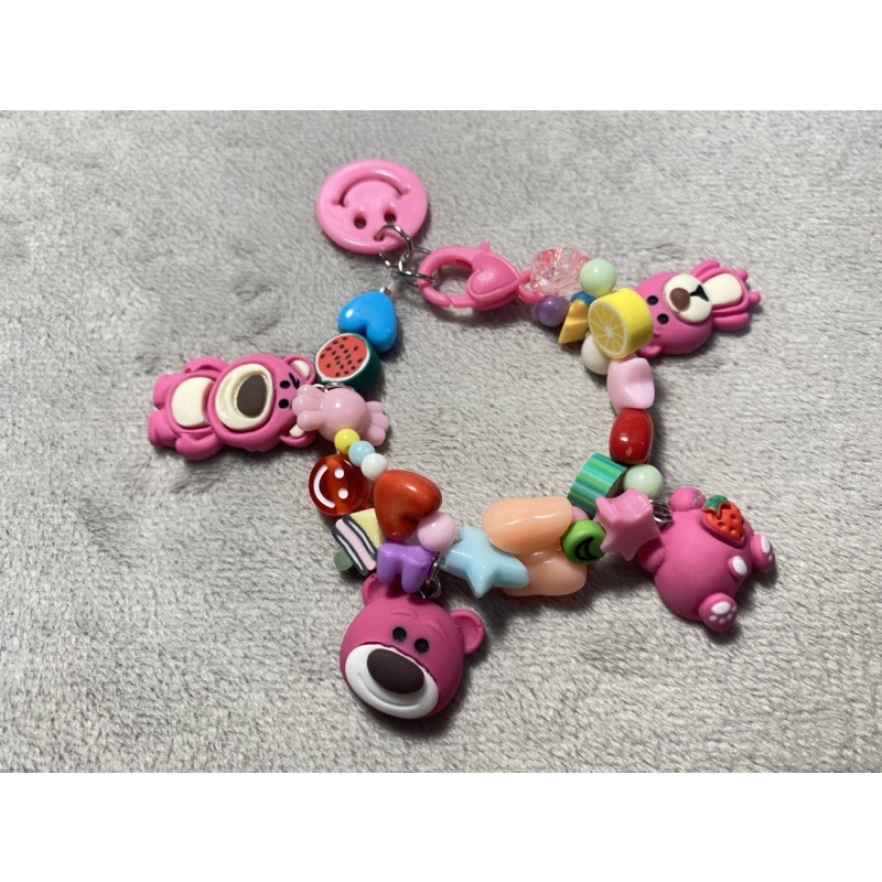 Vòng tay đặc biệt 4 hình lớn, dây đôi, móc nhựa màu