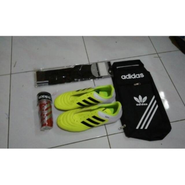Giày adidas copa futsal thời trang trẻ trung
