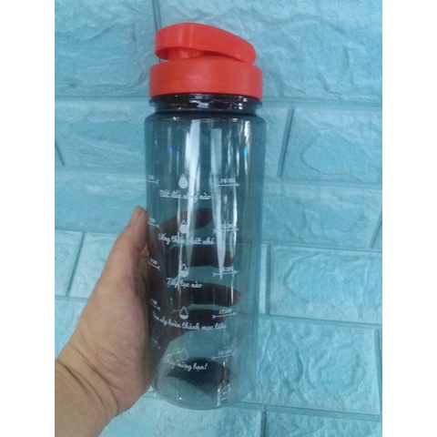 Bình nước nhựa thể thao có chia vạch 700ml