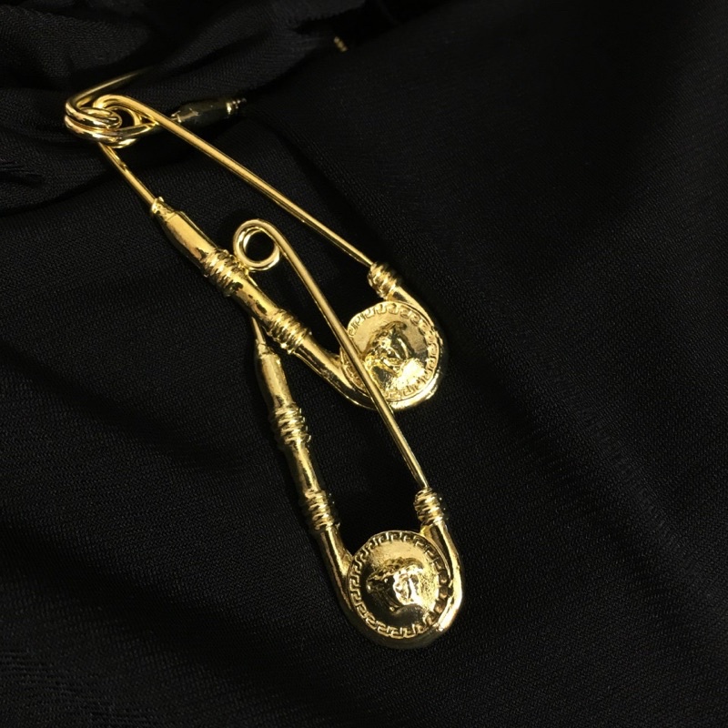 Đầm ôm tay dài khoét sườn đính ghim cài cá tính thương hiệu Versace cao cấp