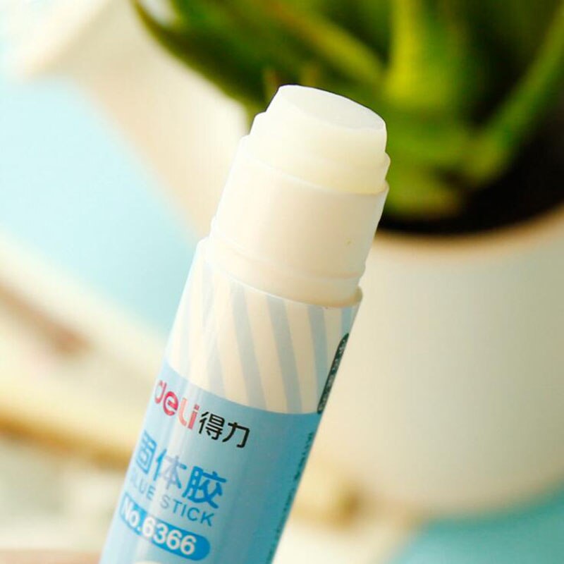 1 Keo Dán Trong Suốt Cho Văn Phòng
