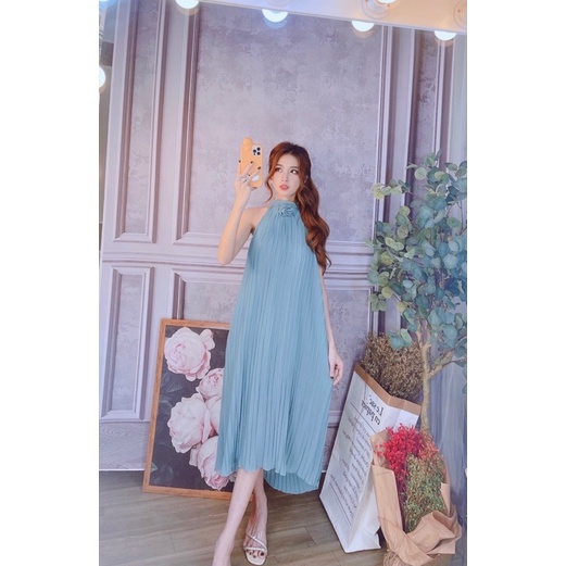 [Mã FAMANU84 giảm 10% đơn 0đ] Đầm maxi dập ly cổ yếm phối nơ nhỏ cực đẹp hình thật | BigBuy360 - bigbuy360.vn