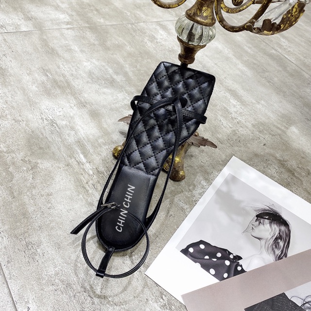 SANDAL CHIN CHIN XỎ NGÓN BỆT MẶT CHẦN CHỈ