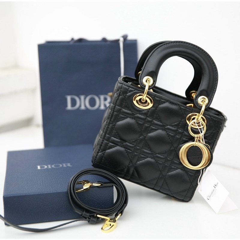 Túi lady diorr size18cm fullbox thoải mái đựng điện thoại