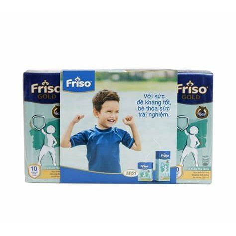 ( SALE SHOCK) Sữa bột pha sẵn Friso Gold 180ml - Lốc 4 hộp date 12/2021