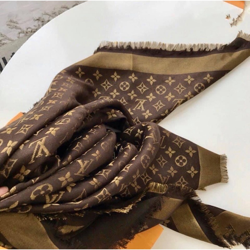 Khăn choàng cổ Lv nâu Tây