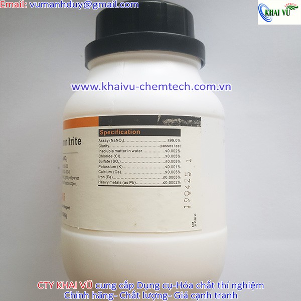 Sodium nitrite natri nitrit TINH KHIẾT NaNO2 Xilong chai 500g