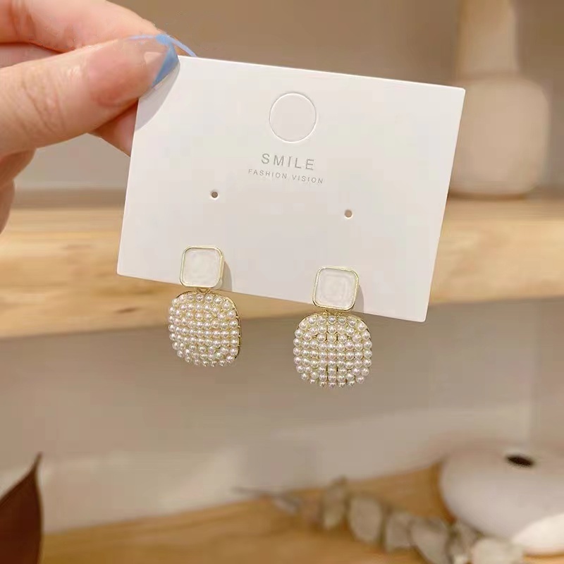 Bông Tai Ngọc Trai Hình Vuông Màu Trắng Thời Trang Hàn Quốc 2022