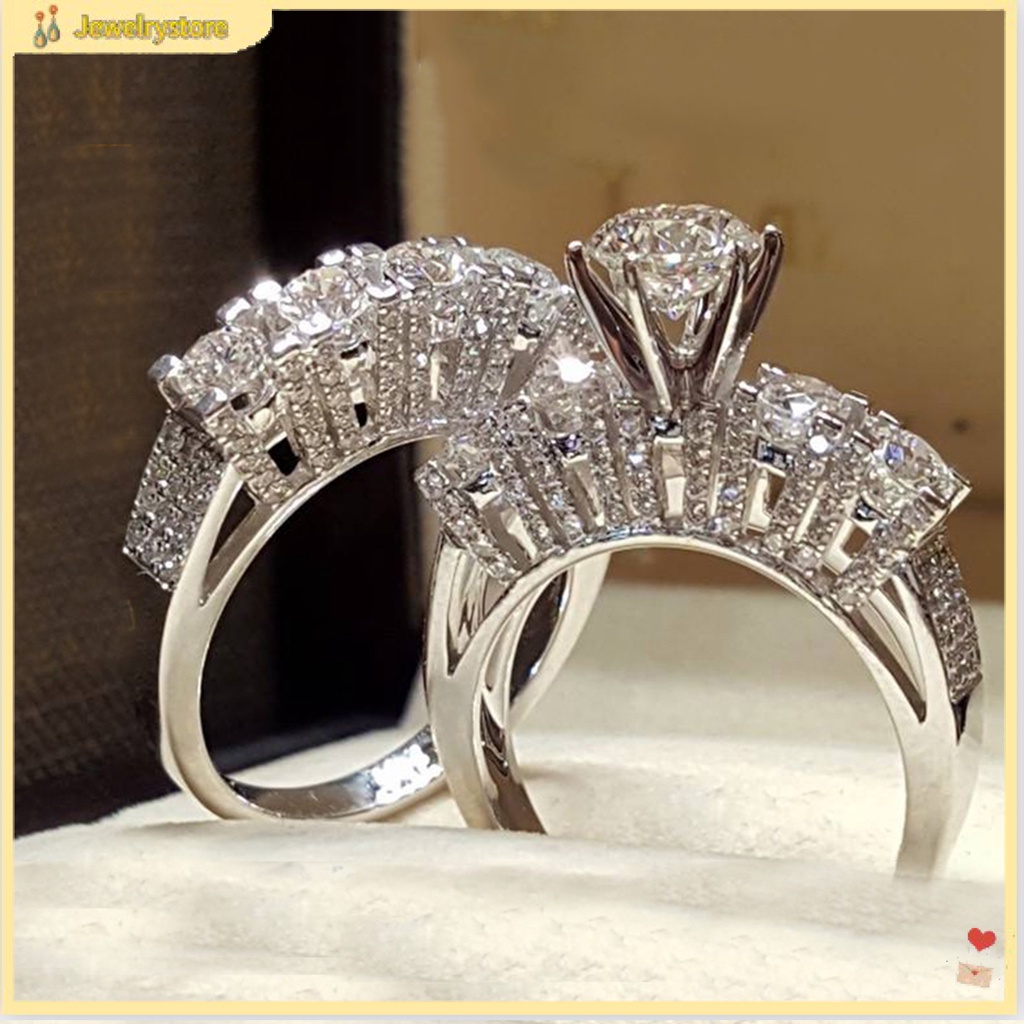 2 nhẫn đính đá sang trọng cho tình nhân