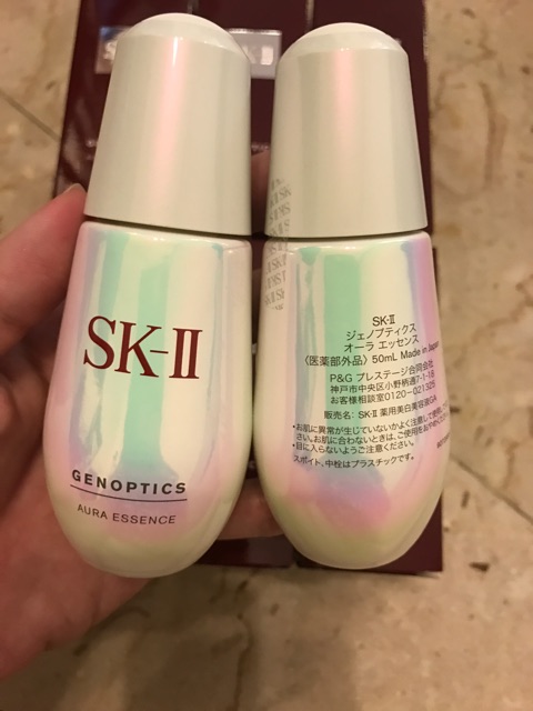 (50ml)Tinh chất dưỡng trắng da Skii Genoptic AURA ESSENCE 50ml