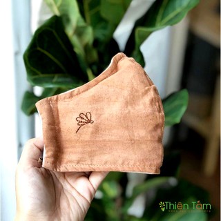 Khẩu trang thảo dược nhuộm Củ Nâu