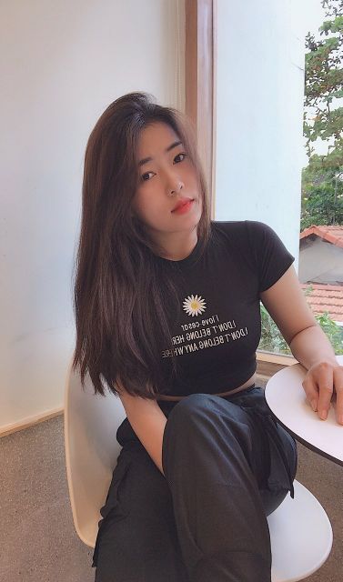 [HÌNH THẬT ÁO CROPTOP THÊU HOA CÚC TRẮNG ULZZANG - ÁO THUN ÔM BODY