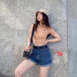 áo crt cổ bẻ thêu lô gô