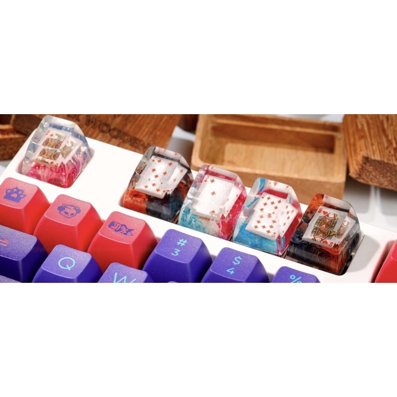 Nút bàn phím cơ Lá bài - Keycap resin.Keycap Artisan