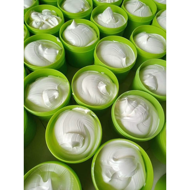 Kem tẩy trắng thái lan chuyên spa xanh